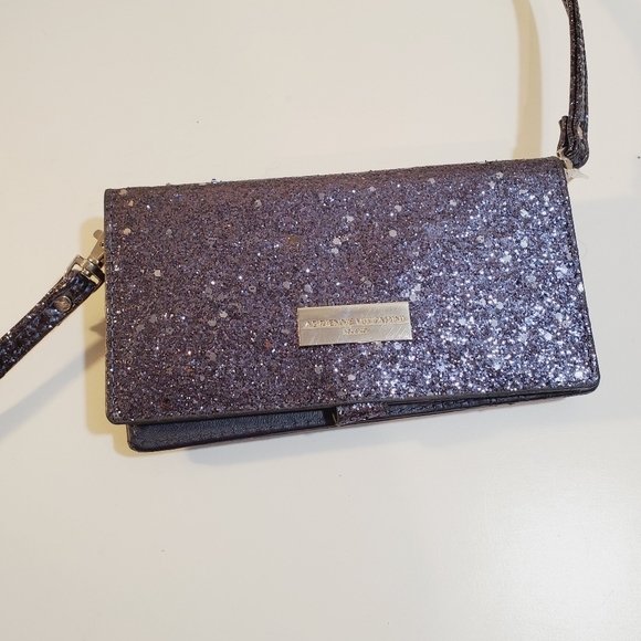 ADRIENNE VITTADINI glitter wallet with strap - Picture 4 of 11